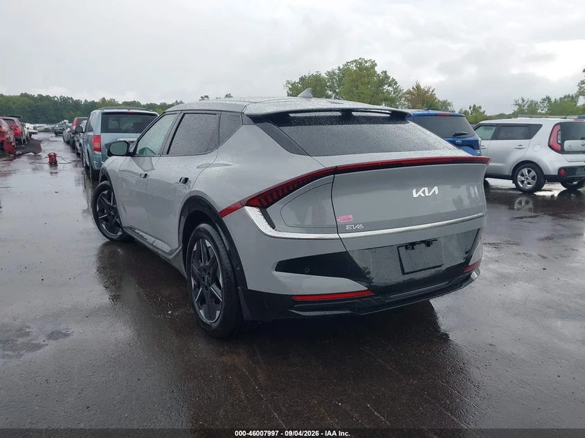 Kia EV6 Wind AWD, снимка 3 - Автомобили и джипове - 56405796