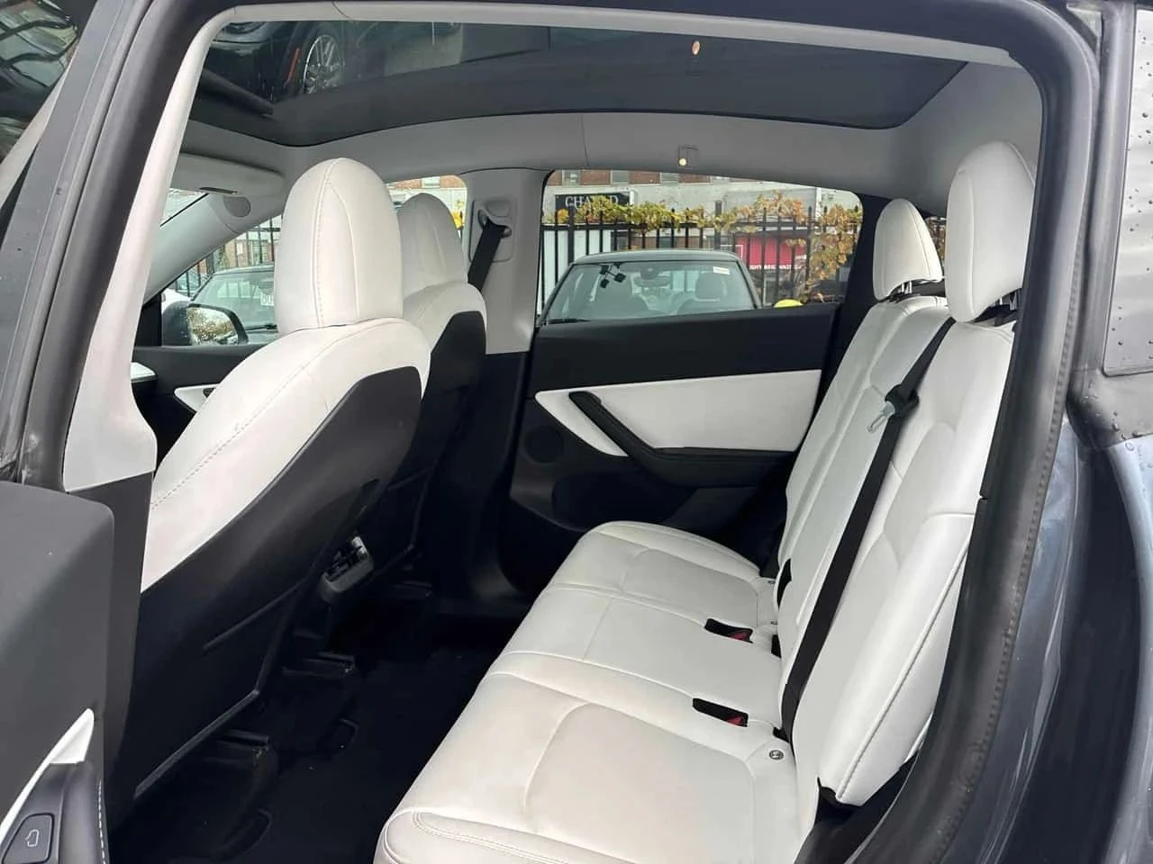 Tesla Model Y, снимка 15 - Автомобили и джипове - 56692042