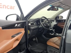 Kia Sorento 2.2 CRDI 4WD - САМО 30% АВАНС, снимка 10