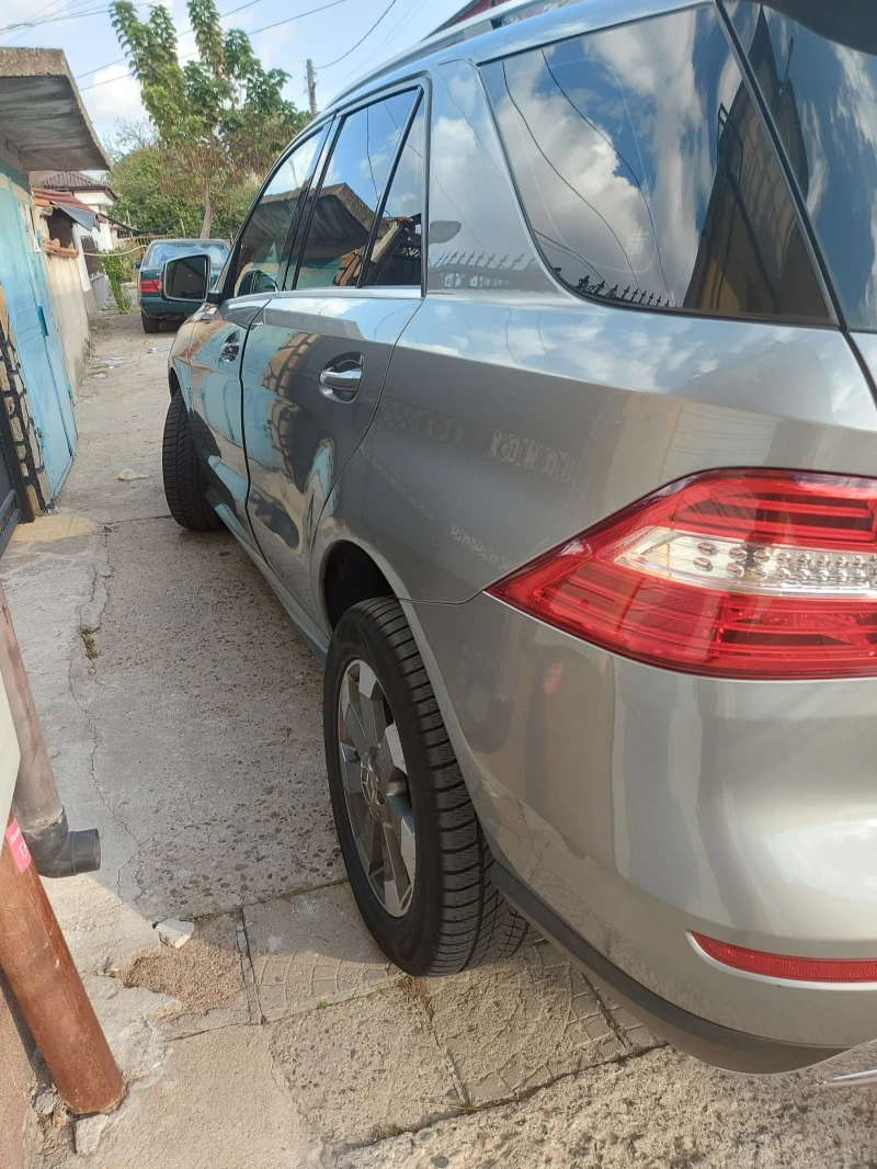 Mercedes-Benz ML 350 50.000 гаранция , снимка 4 - Автомобили и джипове - 48508614