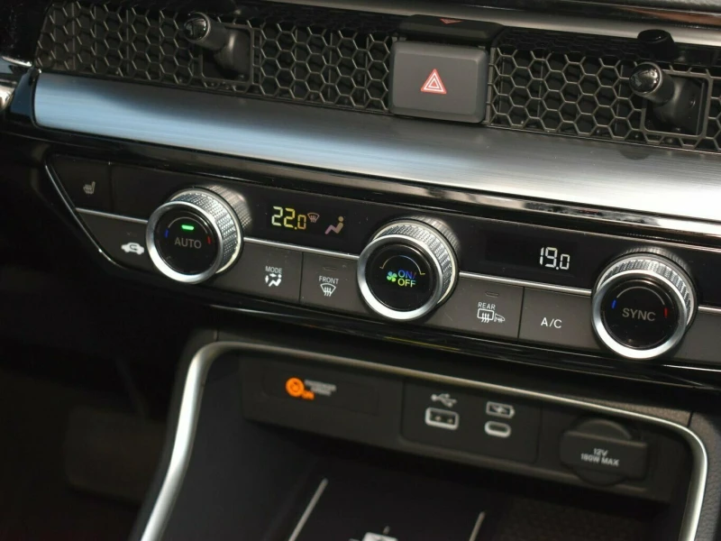 Honda Cr-v HEV* ELEGANCE* AWD* DISTR* PANO* LED* CAM* , снимка 4 - Автомобили и джипове - 50189882