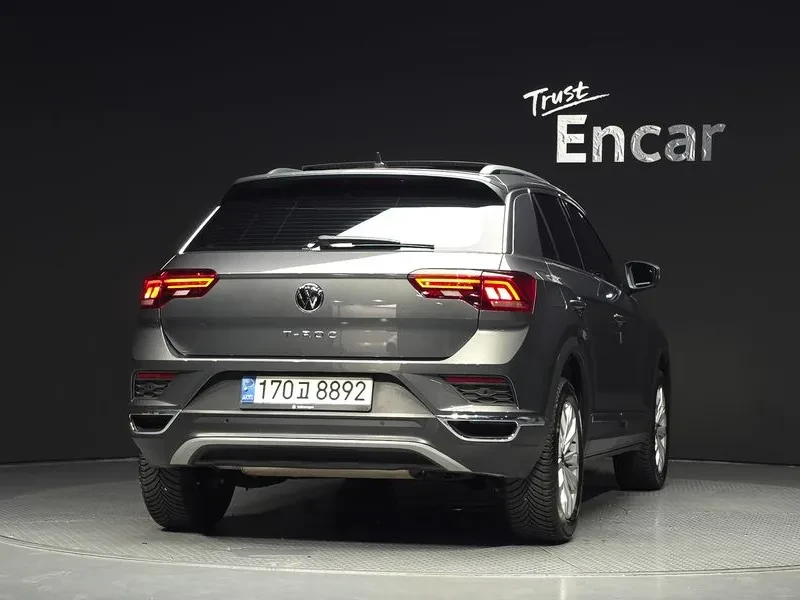 VW T-Roc 2.0 Tdi Premium, снимка 4 - Автомобили и джипове - 56001228