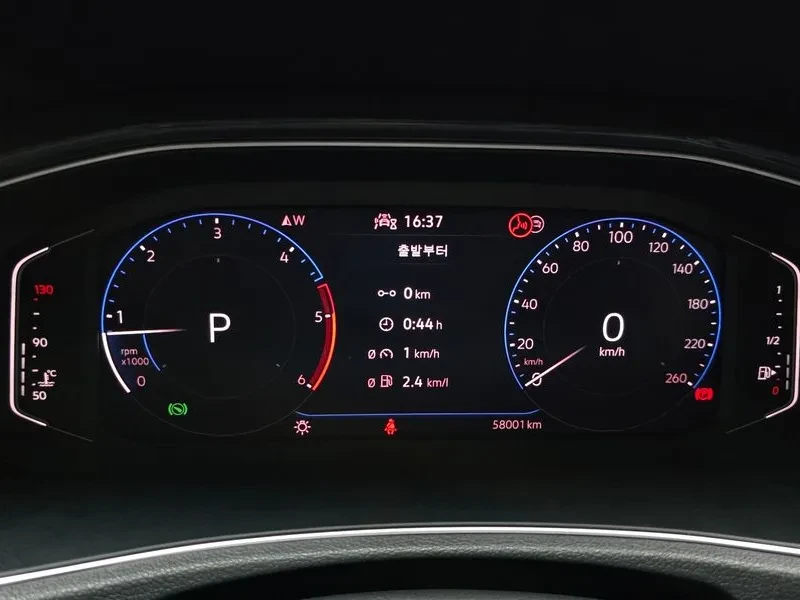 VW T-Roc 2.0 Tdi Premium, снимка 8 - Автомобили и джипове - 56001228