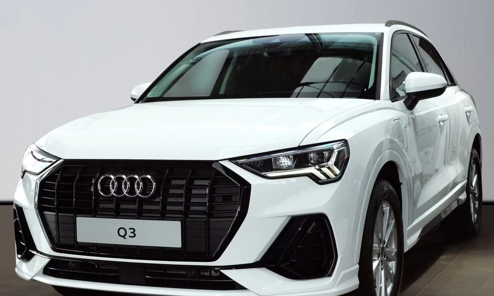 Audi Q3 45TFSI/S-LINE/150HP/DIGITAL/ACC/CARPLAY/DAB/160D, снимка 1