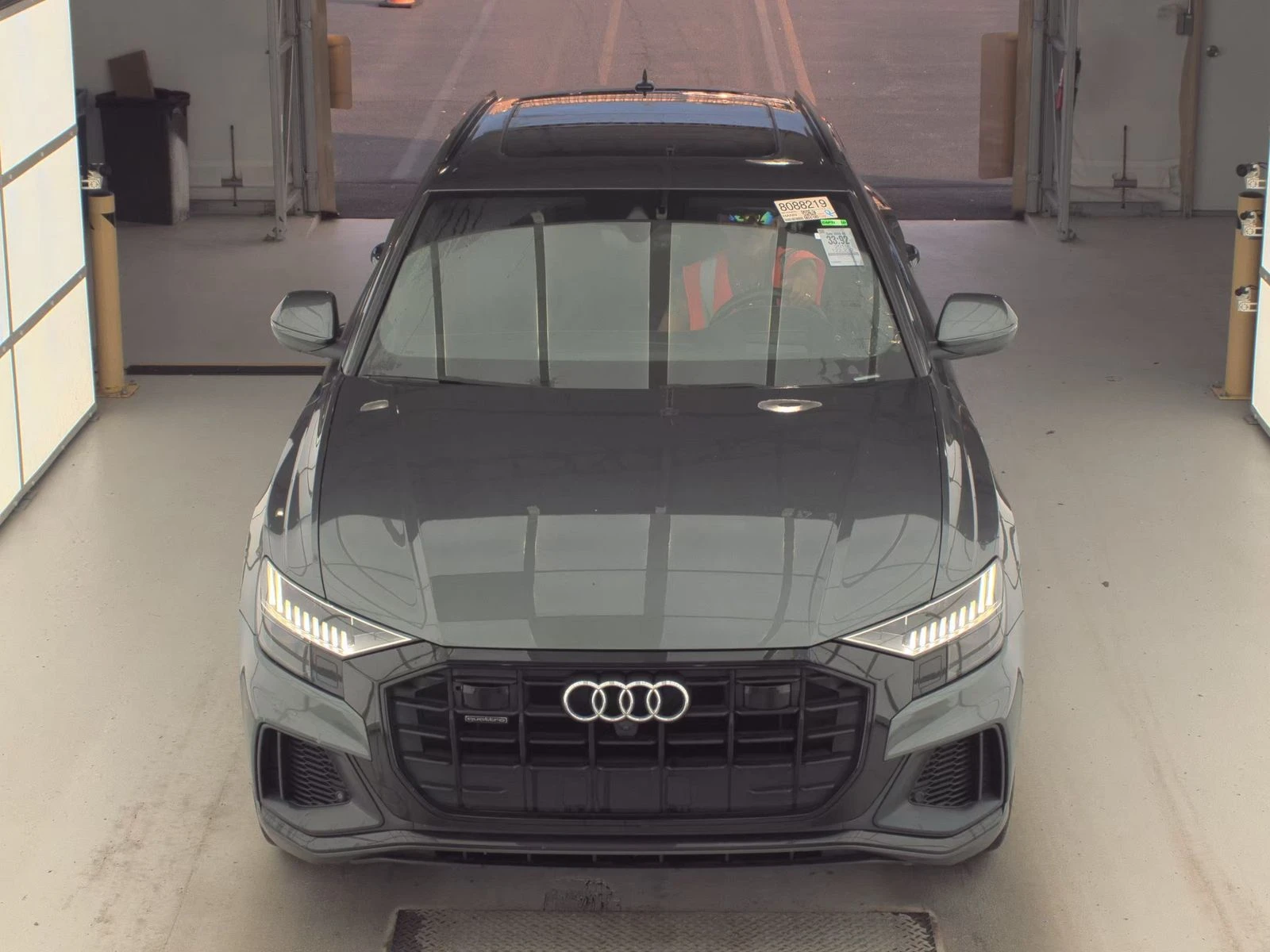 Audi Q8 PRESTIGE* MATRIX* DISTRONIK* S-LINE* BLACK OPTIC*  - изображение 2