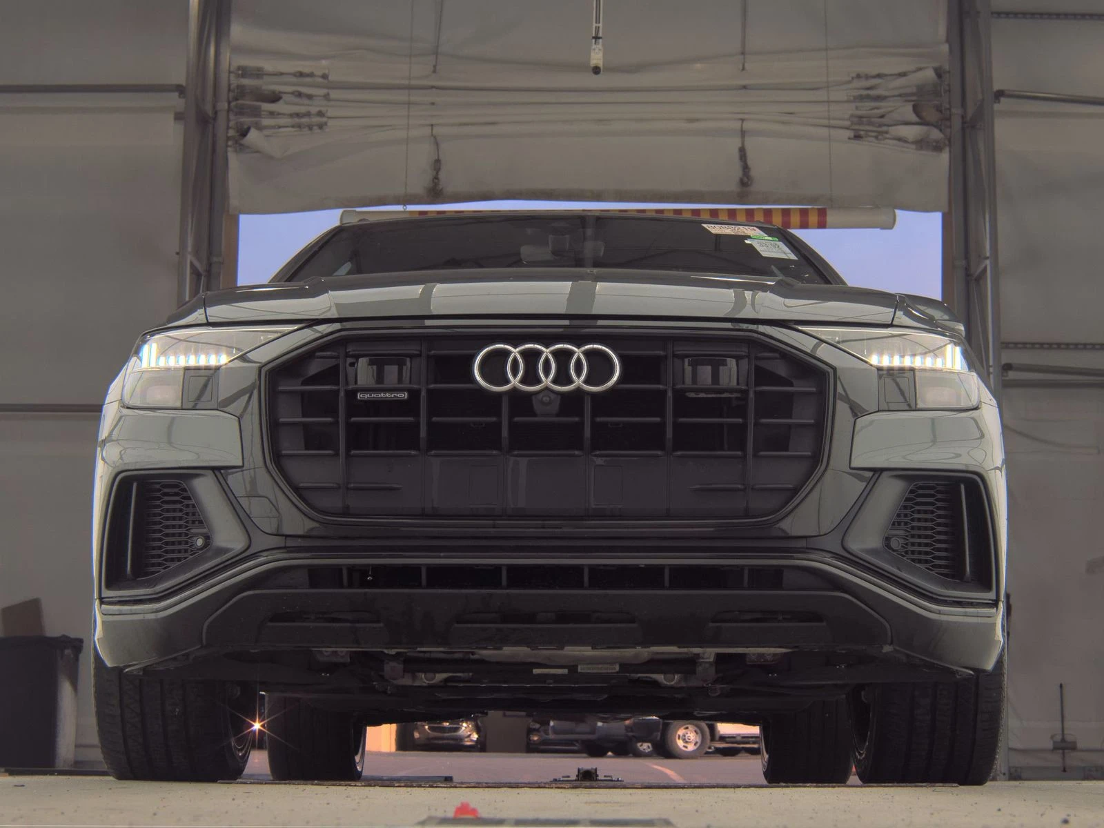 Audi Q8 PRESTIGE* MATRIX* DISTRONIK* S-LINE* BLACK OPTIC*  - изображение 4