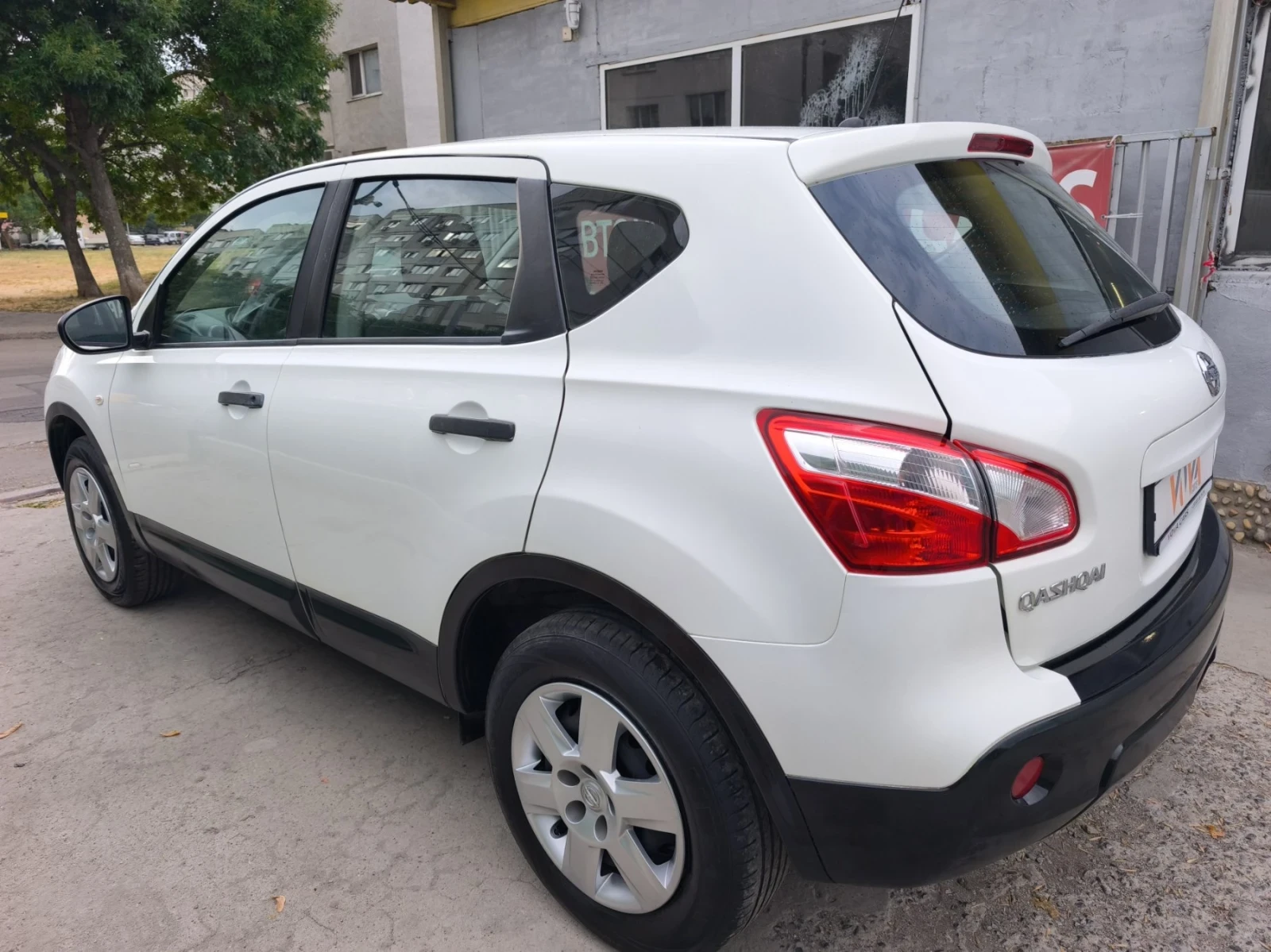 Nissan Qashqai 1.6i-117к.с LPG ECO  - изображение 2