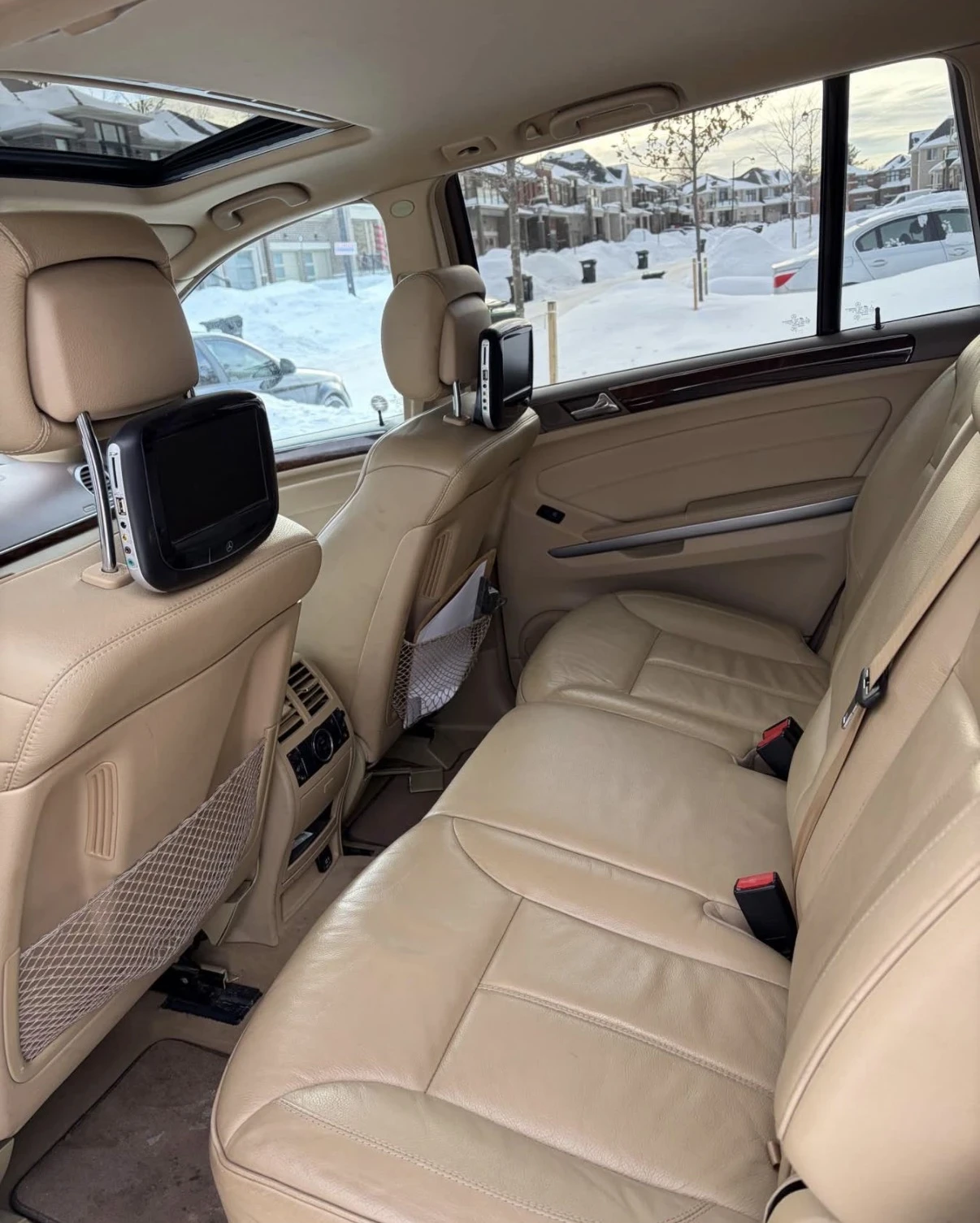 Mercedes-Benz GL 550 Обдухване * * Камера * * Телевизори * * Нови Гуми  - изображение 7