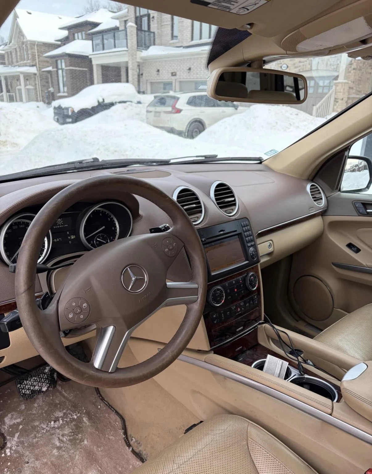 Mercedes-Benz GL 550 Обдухване * * Камера * * Телевизори * * Нови Гуми  - изображение 5