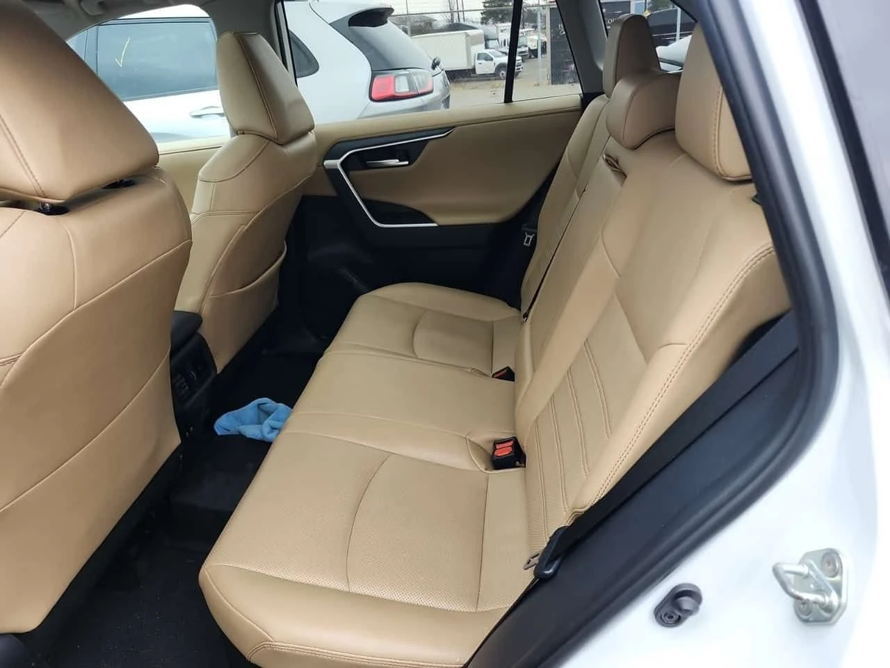 Toyota Rav4 * HYBRID LIMITED * CARFAX * ОТ ПРЕДСТАВИТЕЛСТВО * , снимка 12 - Автомобили и джипове - 53976660