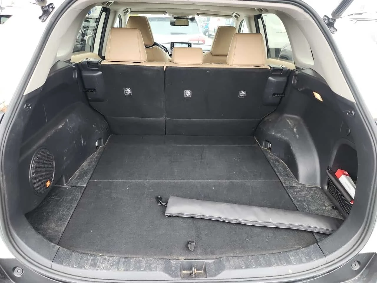 Toyota Rav4 * HYBRID LIMITED * CARFAX * ОТ ПРЕДСТАВИТЕЛСТВО * , снимка 14 - Автомобили и джипове - 53976660