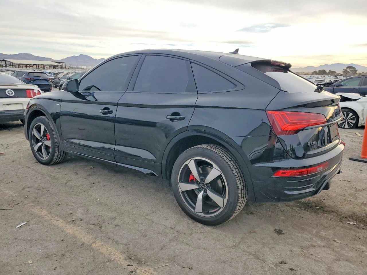 Audi Q5 SPORTBACK PRM PLS 45, снимка 4 - Автомобили и джипове - 53985264