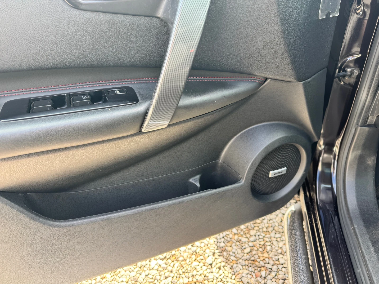 Nissan Qashqai 2.0 Euro5, снимка 12 - Автомобили и джипове - 54296833