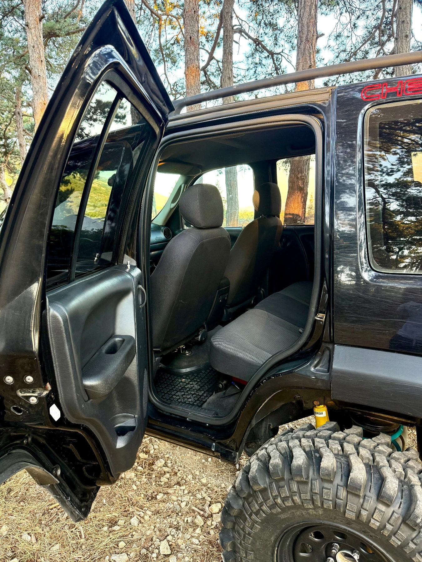 Jeep Cherokee KJ//OFF ROAD PACK//TOP, снимка 17 - Автомобили и джипове - 55660073