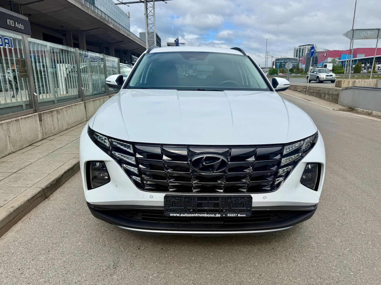 Hyundai Tucson Plugin, AWD, Distronic, Keyless, Camera, снимка 10 - Автомобили и джипове - 54703640