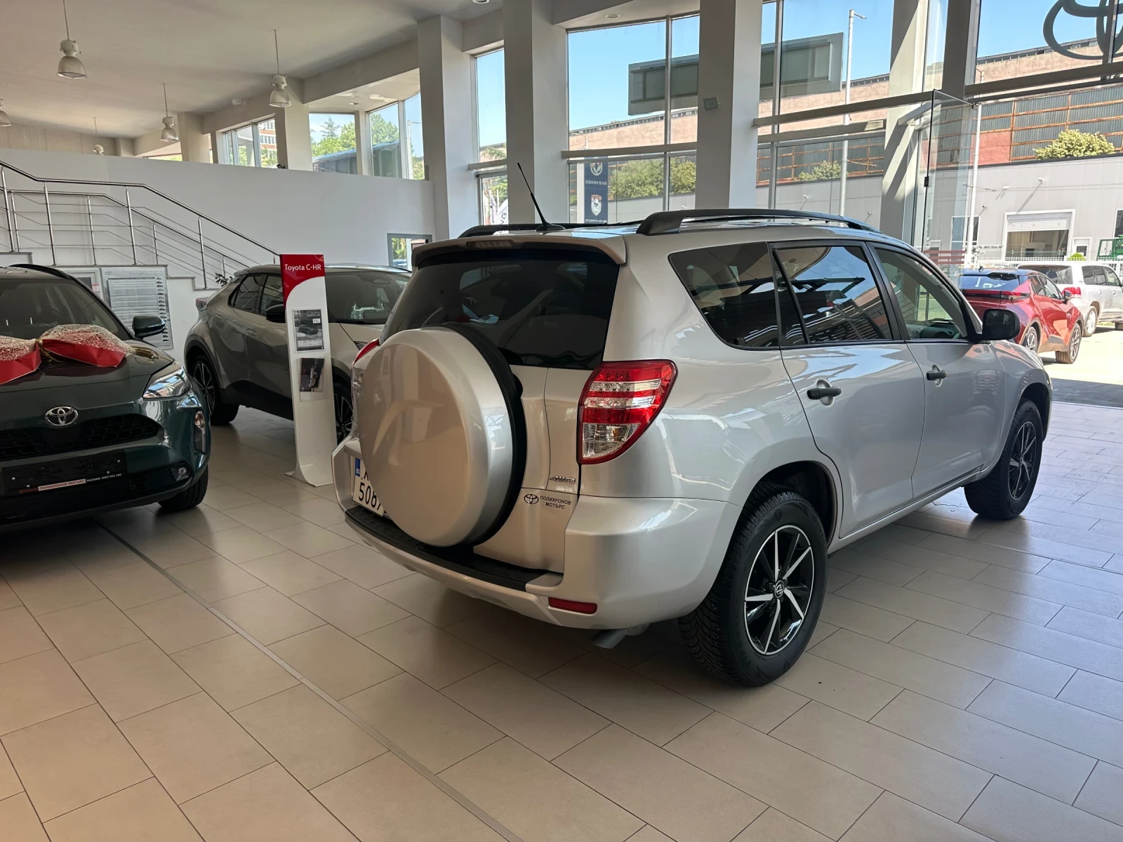 Toyota Rav4, снимка 5 - Автомобили и джипове - 54974051