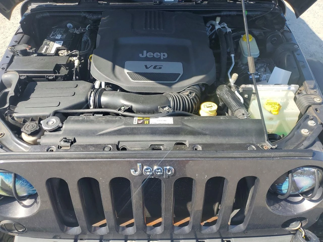 Jeep Wrangler, снимка 11 - Автомобили и джипове - 55755202