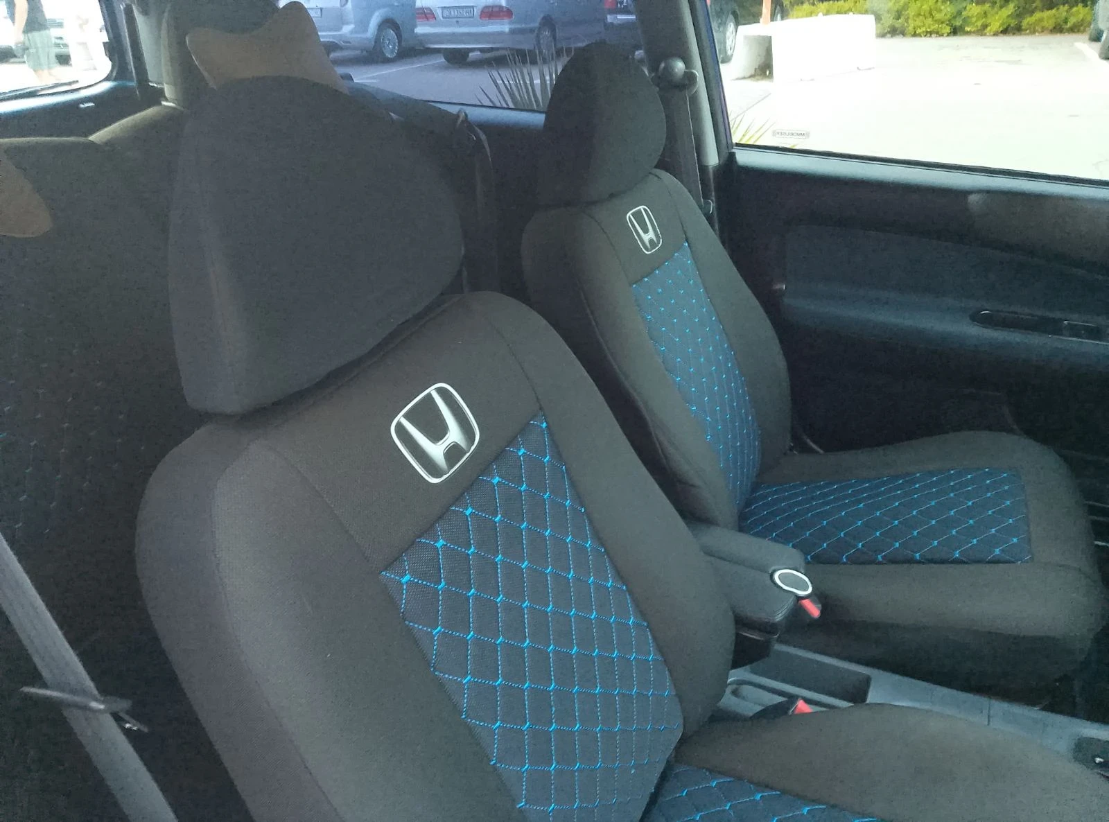 Honda Hr-v, снимка 3 - Автомобили и джипове - 56276146