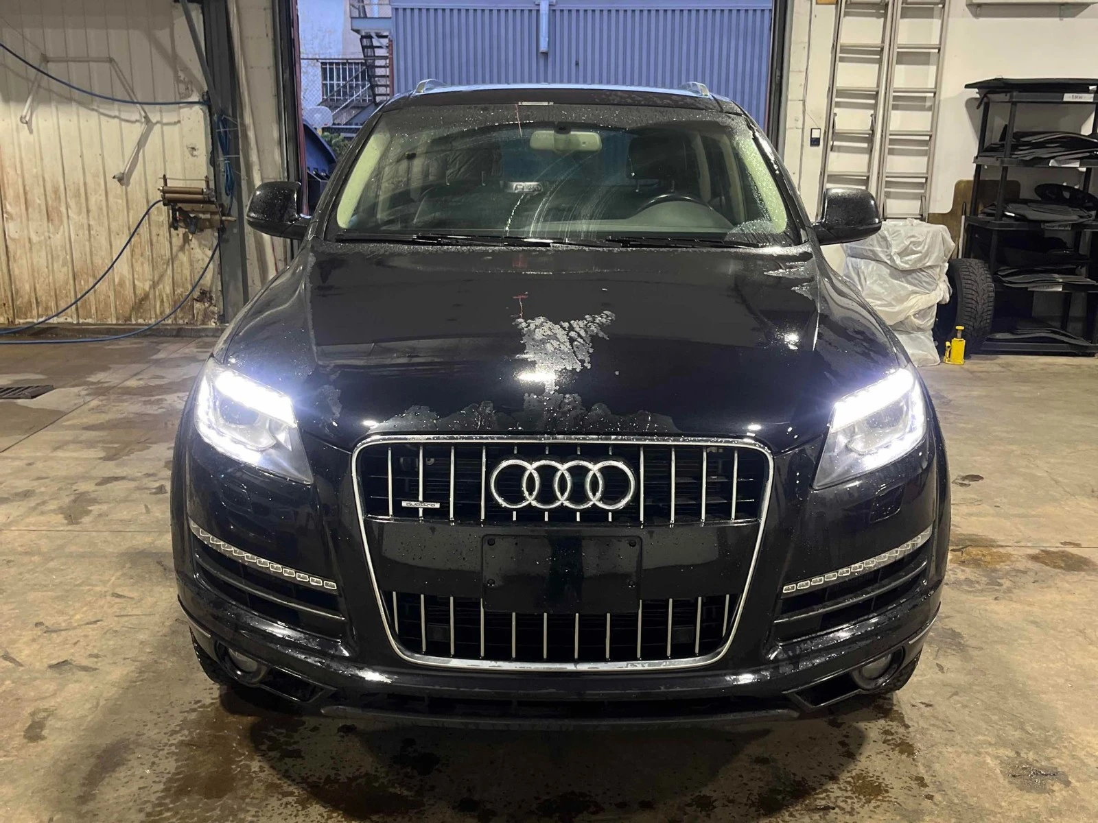 Audi Q7  3.0T * Progressiv * АвтоКредит * (ЦЕНА ДО БГ), снимка 5 - Автомобили и джипове - 56559708