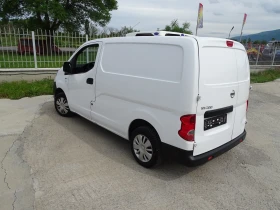     Nissan NV200 