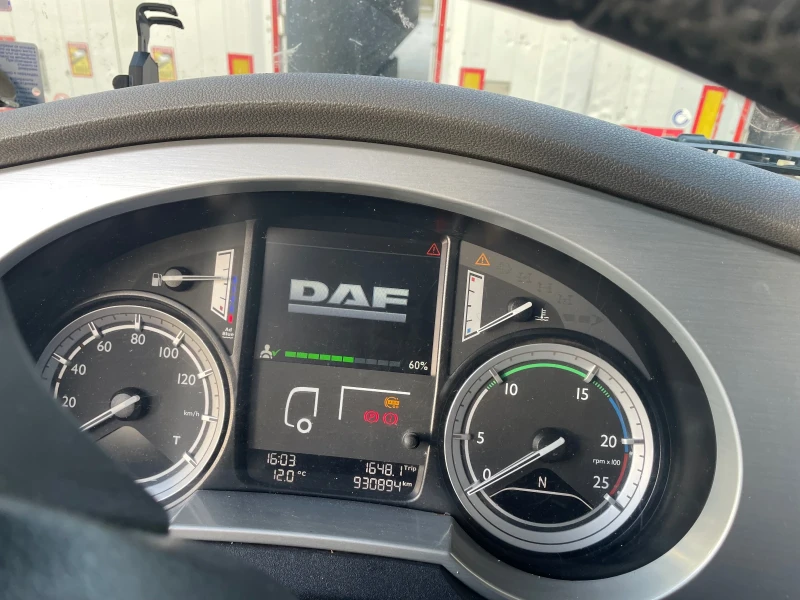 Daf FT XF 106  Ретардер, снимка 7 - Камиони - 52746468