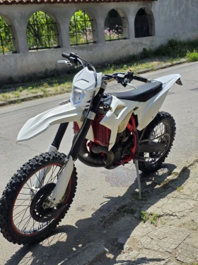 Beta Rr, снимка 1