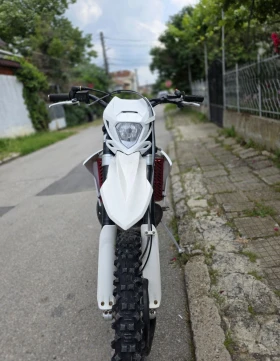 Beta Rr | Mobile.bg � ����� ������ 3