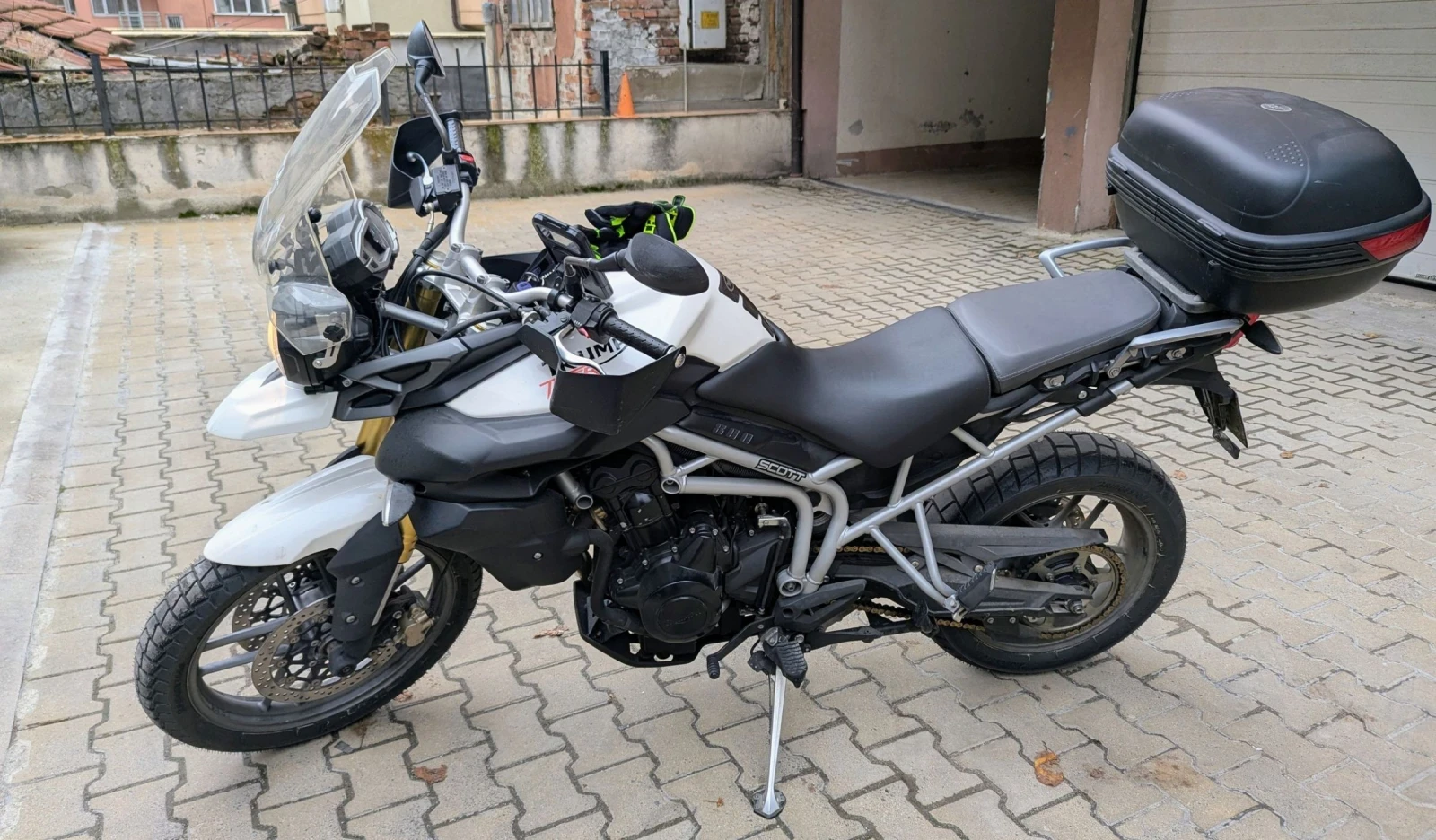 Triumph Tiger 800 - изображение 4