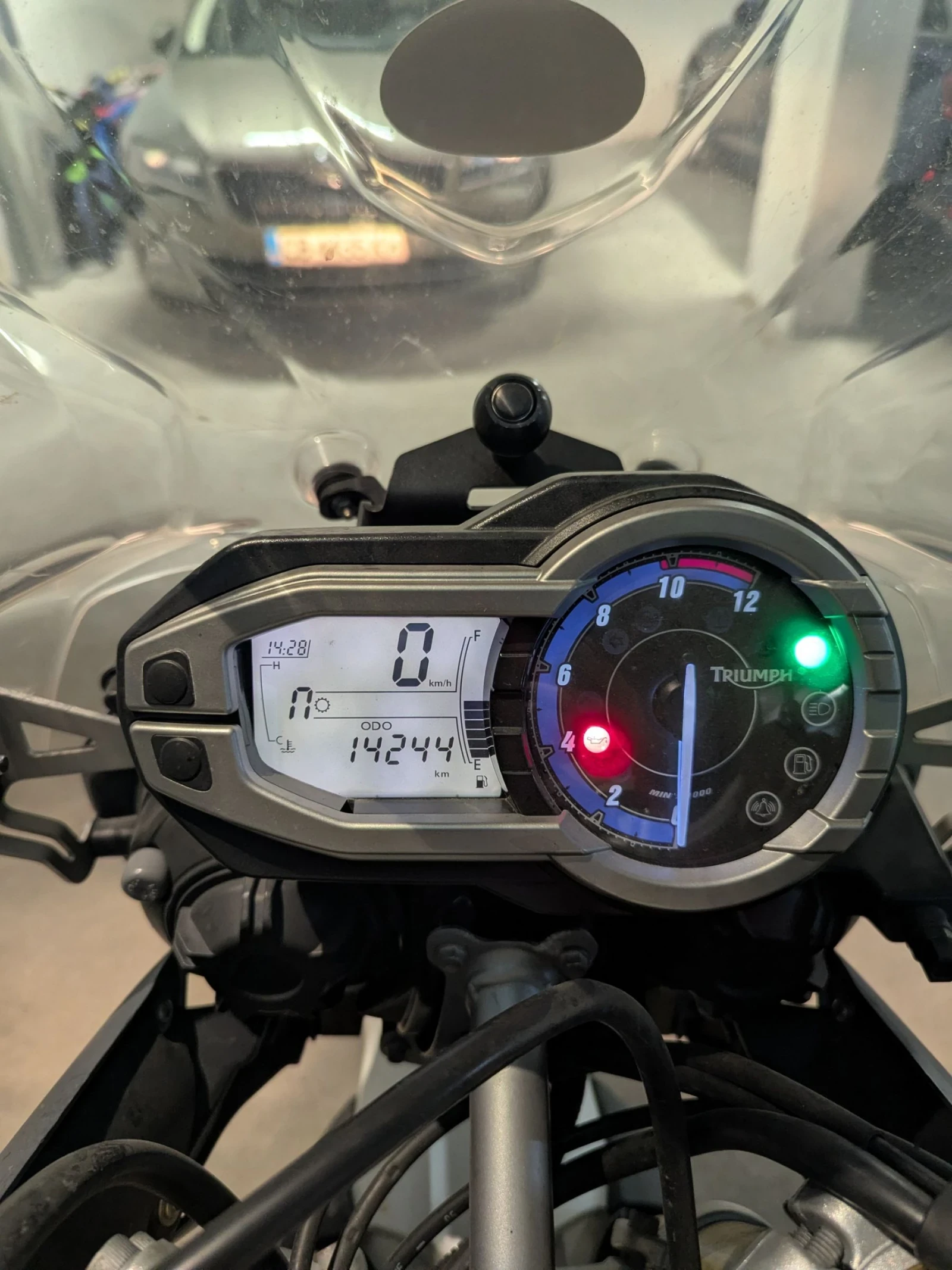 Triumph Tiger 800 - изображение 2