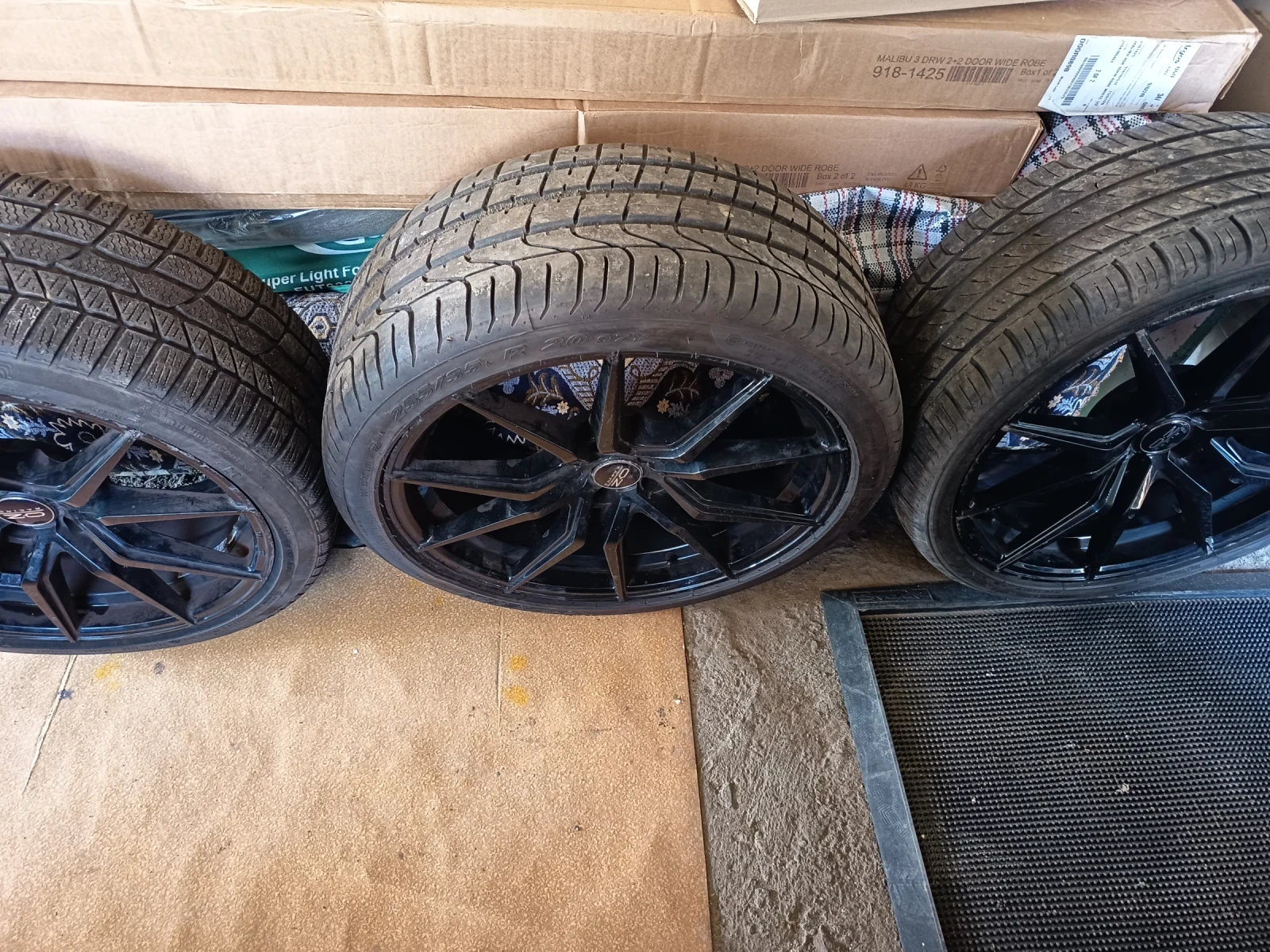 Гуми с джанти Continental 255/35R20, снимка 3 - Гуми и джанти - 53818318