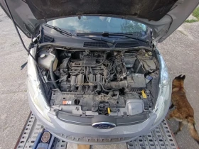 Ford Fiesta Заводска газ, снимка 7
