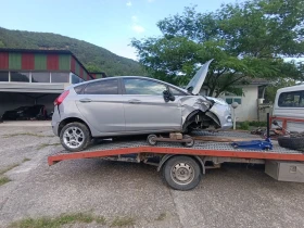 Ford Fiesta Заводска газ, снимка 5
