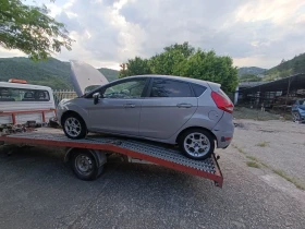 Ford Fiesta Заводска газ, снимка 2