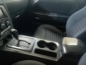 Dodge Challenger 5.7 RT, снимка 9