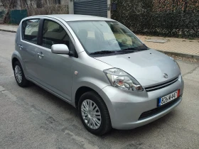 Daihatsu Sirion 1.3i-87kc-АВТОМАТИК-КЛИМАТИК-ЕВРО4 - 3250 € / 6356.45 лв. - 66152144 3