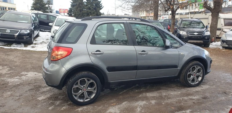 Suzuki SX4 1.6i 4Х4 148000km. БЕЗ ЗАБЕЛЕЖКИ , снимка 4 - Автомобили и джипове - 39604916