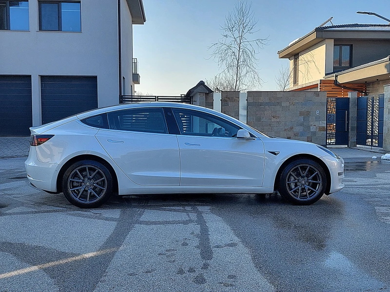 Tesla Model 3 Long Range 4x4 Реална Обява, снимка 7 - Автомобили и джипове - 49228190