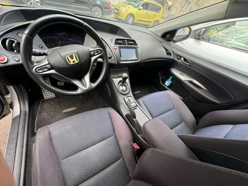 Honda Civic, снимка 6 - Автомобили и джипове - 49272586