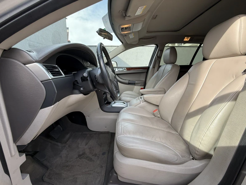 Chrysler Pacifica 3.5L V6 AWD, снимка 8 - Автомобили и джипове - 49480738