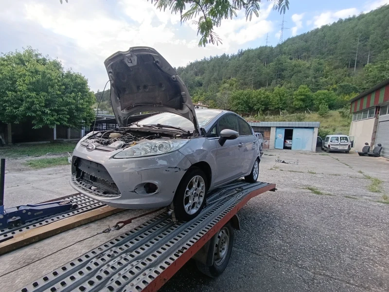 Ford Fiesta Заводска газ
