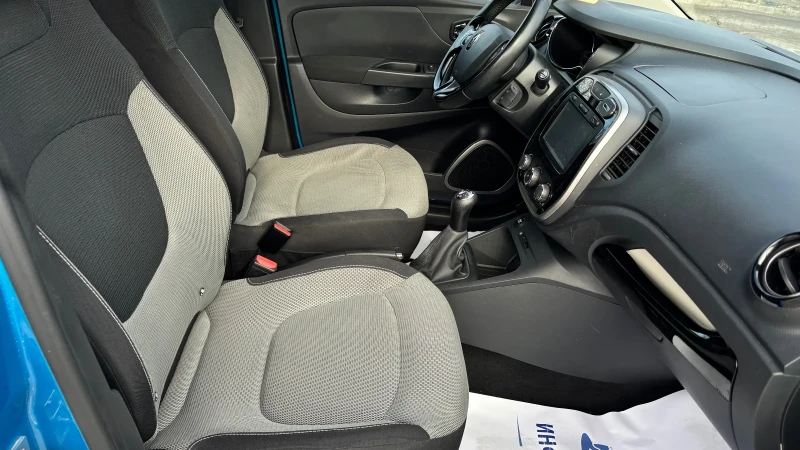 Renault Captur Нов внос Италия, снимка 8 - Автомобили и джипове - 51194476
