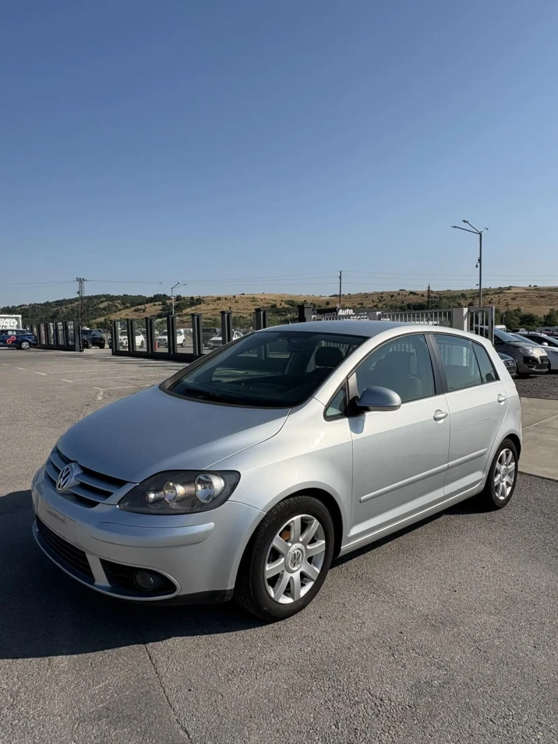 VW Golf Plus 1.6 benz, снимка 3 - Автомобили и джипове - 53212402