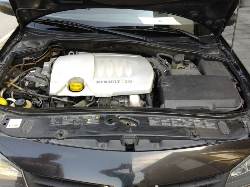 Renault Laguna, снимка 6 - Автомобили и джипове - 51499118