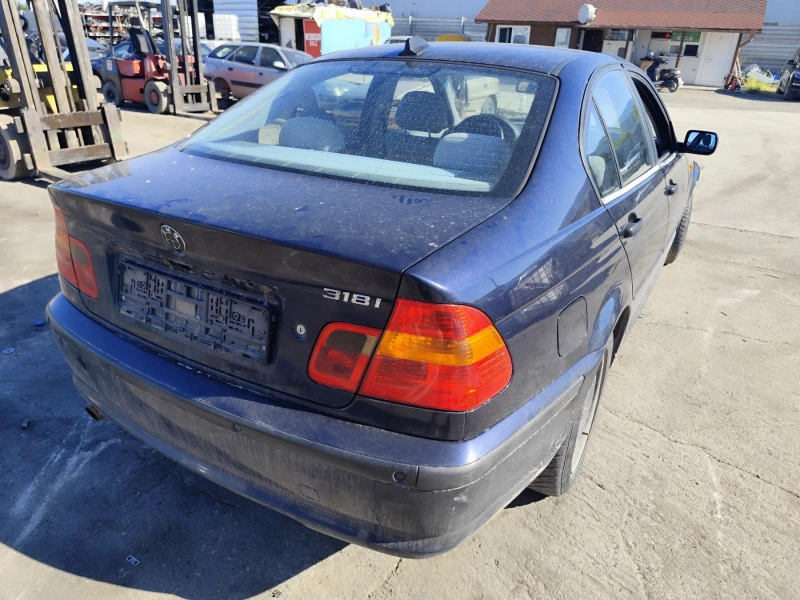BMW 318 И, снимка 4 - Автомобили и джипове - 51529946
