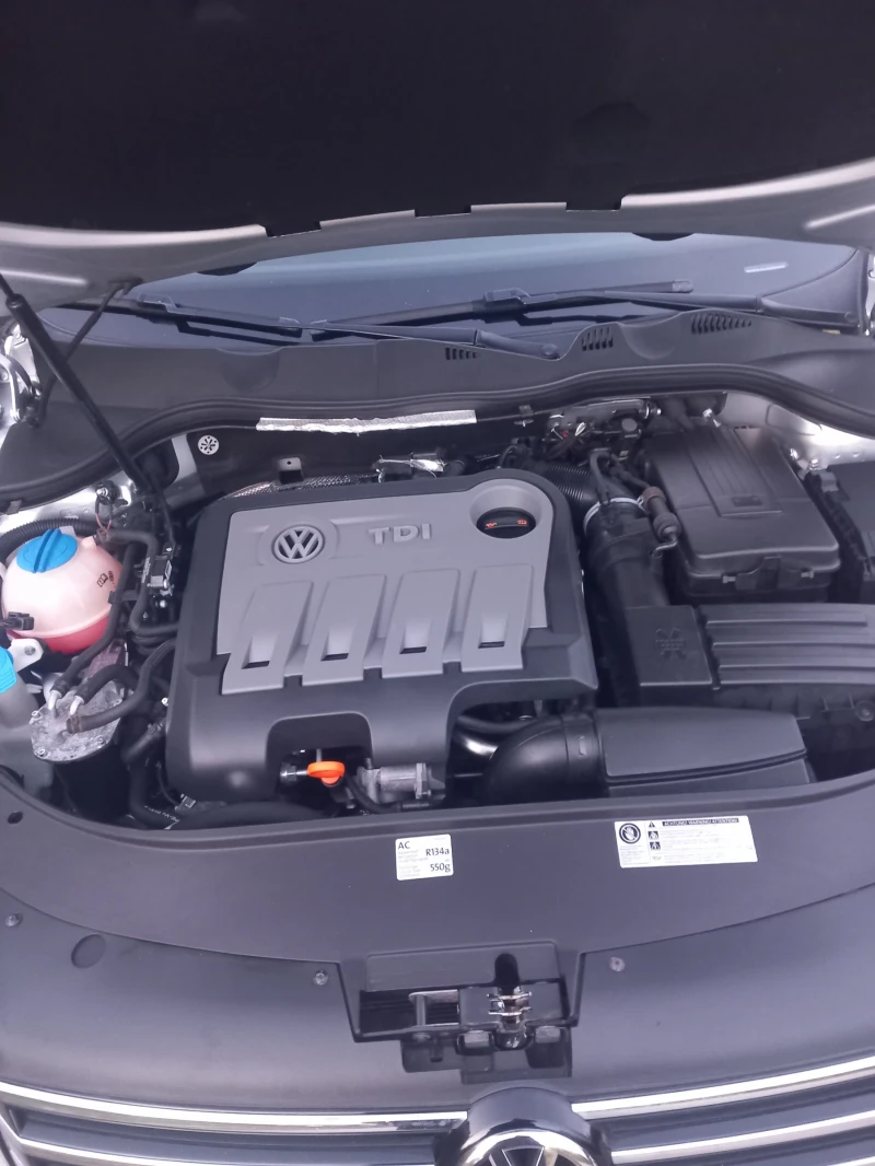 VW Passat 2.0 TDI DSG, снимка 12 - Автомобили и джипове - 52460457