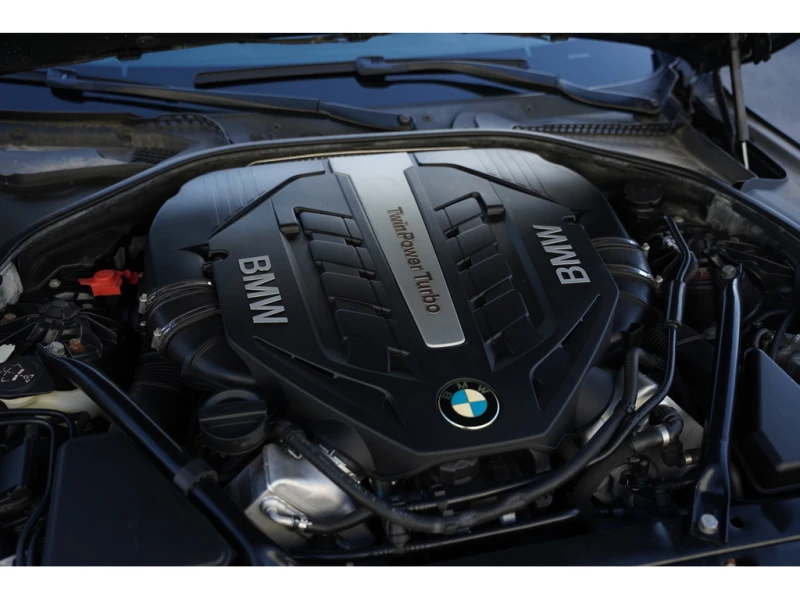 BMW 650 xDrive GranCoupe/V8/BROWN INTERIOR/PANO ROOF, снимка 14 - Автомобили и джипове - 52837649