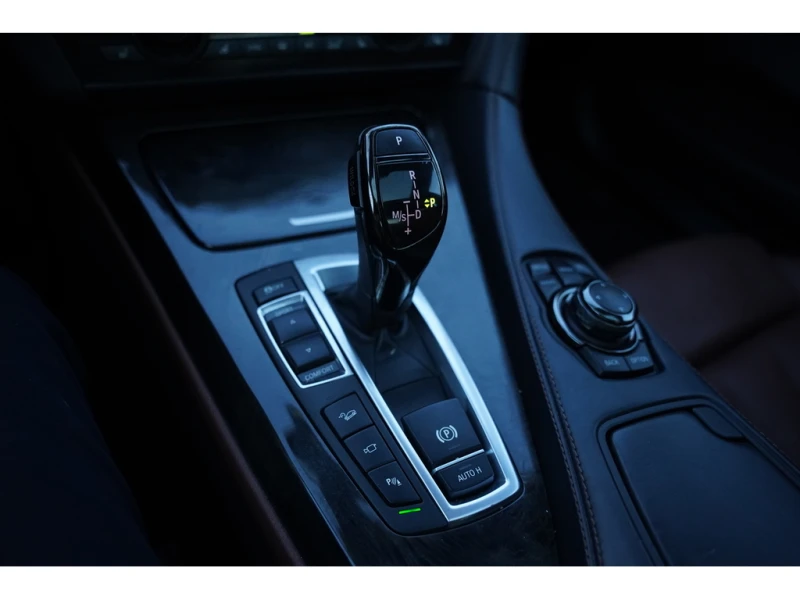 BMW 650 xDrive GranCoupe/V8/BROWN INTERIOR/PANO ROOF, снимка 13 - Автомобили и джипове - 52837649