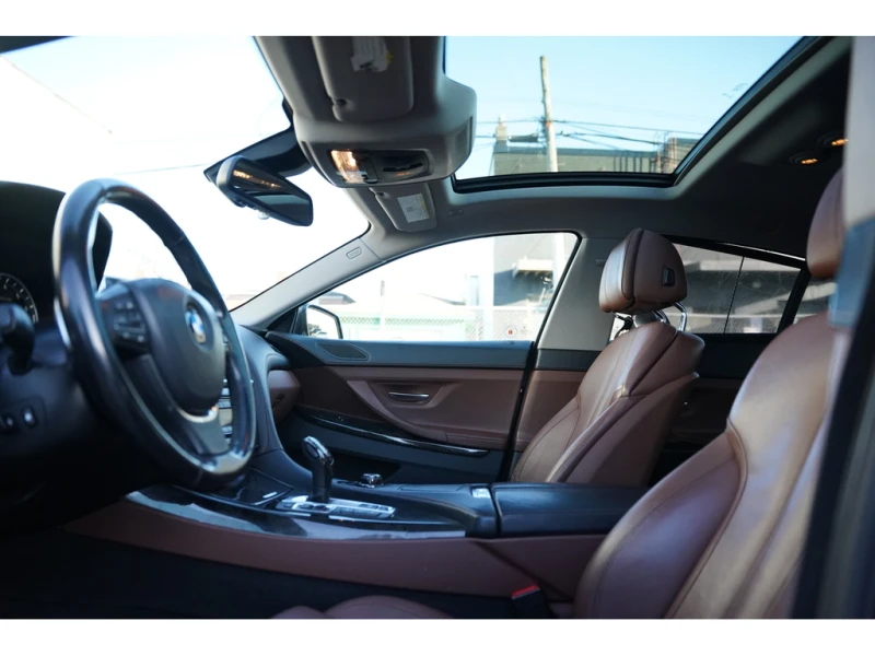 BMW 650 xDrive GranCoupe/V8/BROWN INTERIOR/PANO ROOF, снимка 12 - Автомобили и джипове - 52837649