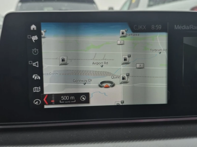 BMW M5 * CARFAX * КАРБОНОВ ТАВАН* СПОРТНА ГЕНЕРАЦИЯ* , снимка 8 - Автомобили и джипове - 53315264