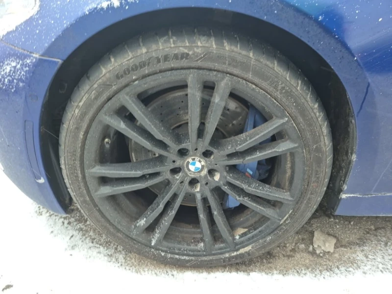 BMW M5 * CARFAX * КАРБОНОВ ТАВАН* СПОРТНА ГЕНЕРАЦИЯ* , снимка 6 - Автомобили и джипове - 53315264